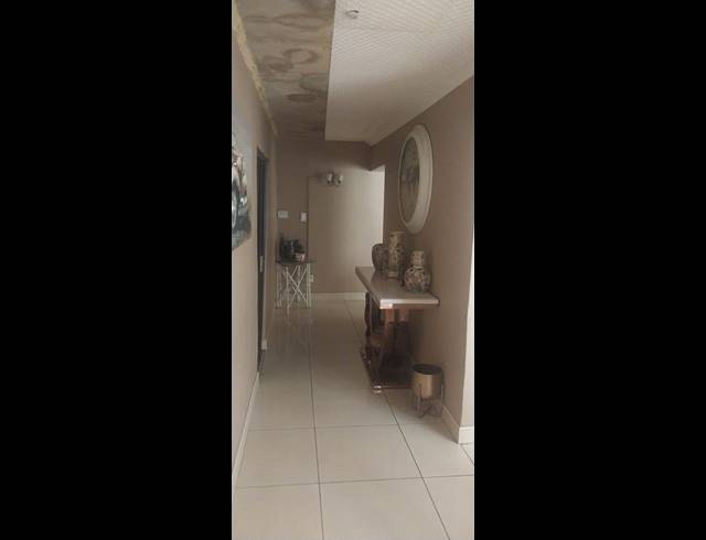 4 BEDROOM HOUSE FOR SALE IN LADY SELBORNE